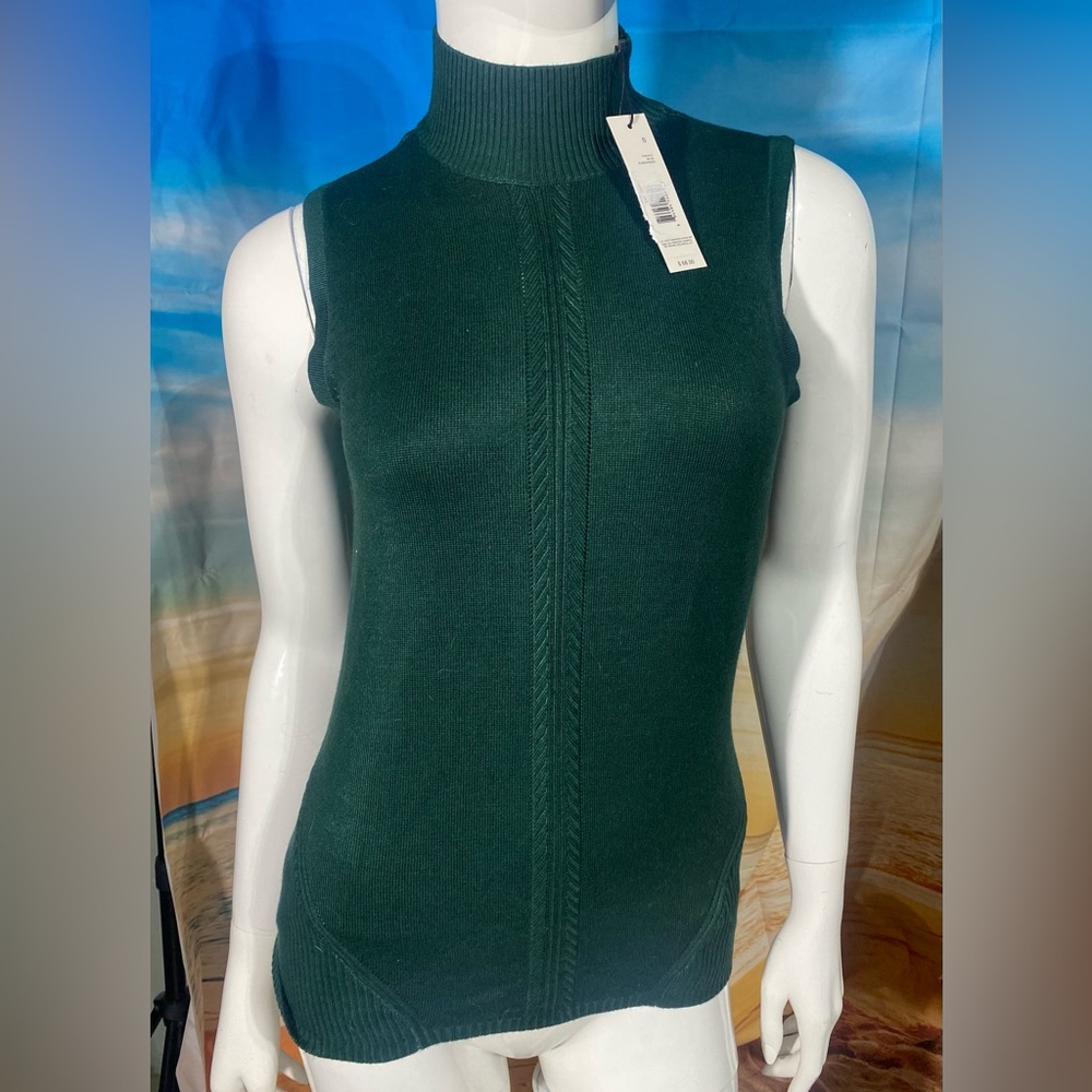 T Tahari Evergreen sleeveless sweater